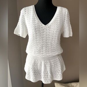 Talbots Women’s Textured Eyelet Top with Peplum in White Size M.